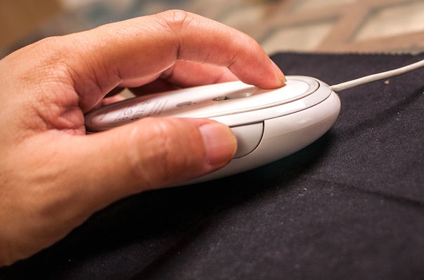 鼠标滚轮无法正常工作