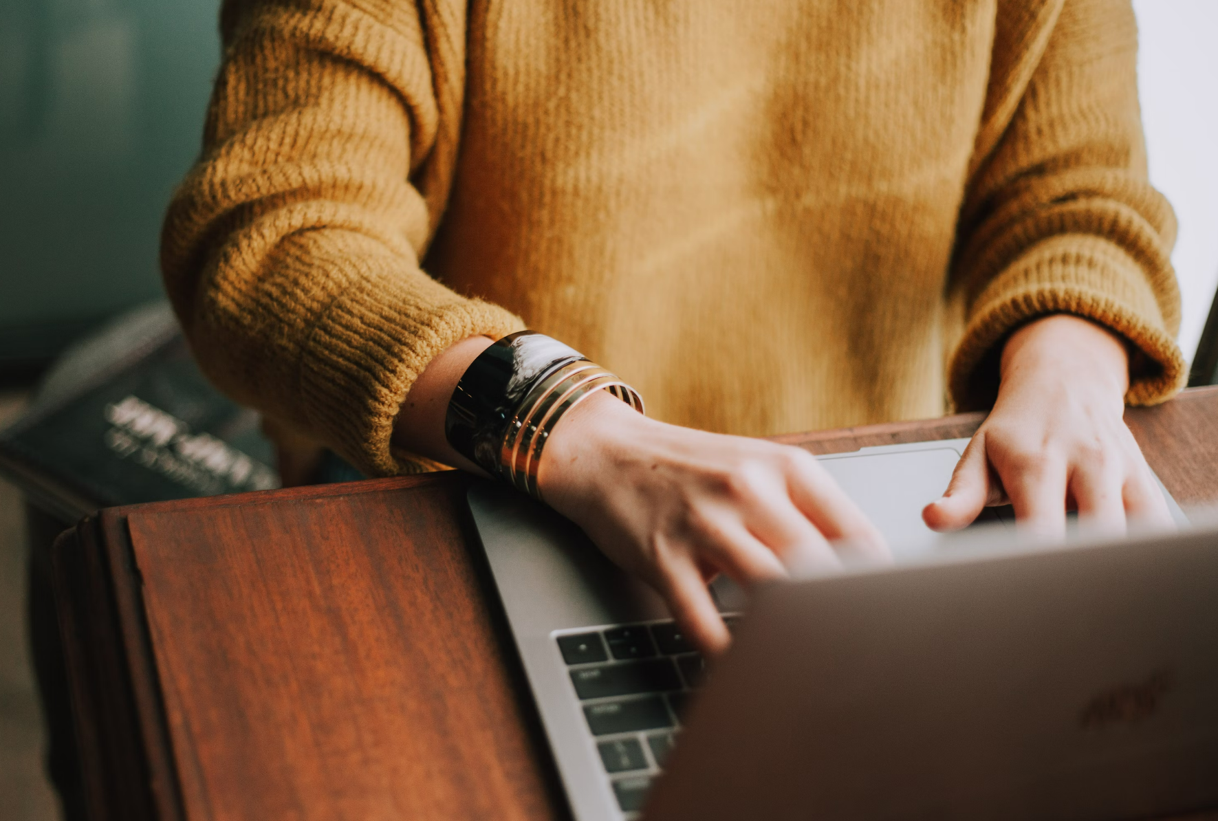 AI写视频脚本怎么表达-使用AI写视频脚本的方法