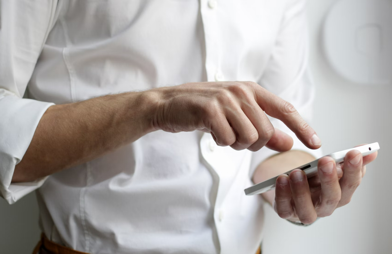 电视广告脚本的构成与案例分析